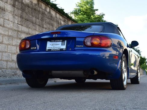 Used 1999 MAZDA MX-5 Miata 10th Anniversary Edition RWD image 54