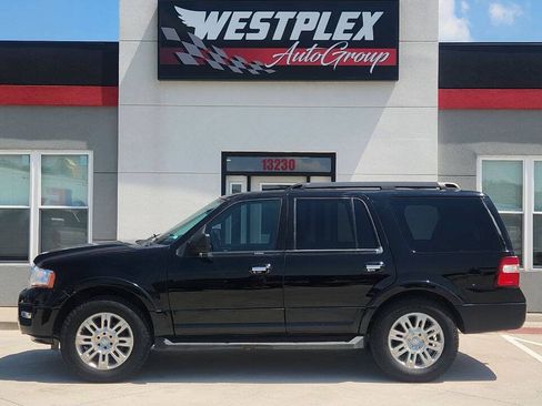 Used 2016 Ford Expedition XLT AWD/4WD image 28