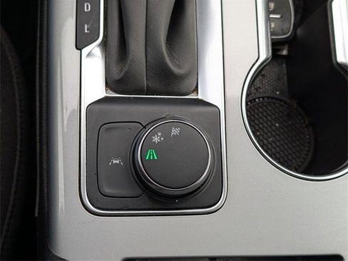 Used 2021 Chevrolet Blazer LT image 17