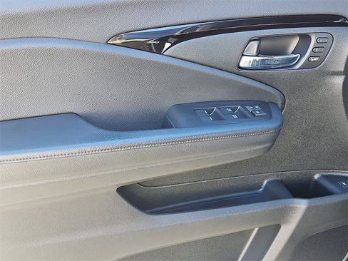 Used 2020 Honda Passport Touring image 11