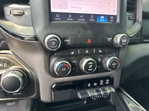 Used 2023 RAM 1500 Big Horn AWD/4WD image 10
