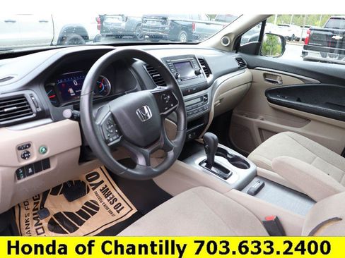 Used 2019 Honda Pilot LX image 22