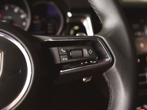 Used 2025 Porsche Macan image 23