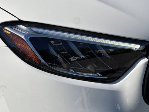 New 2025 Mercedes-Benz GLC 43 AMG 4MATIC image 11