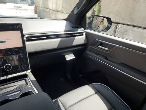 New 2026 GMC Sierra EV Elevation AWD/4WD image 16