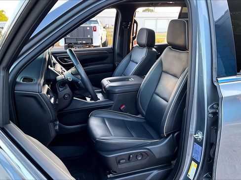 Used 2021 Chevrolet Tahoe Premier AWD/4WD image 27