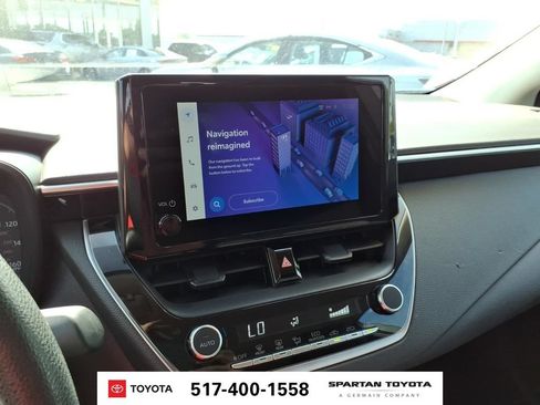 Used 2024 Toyota Corolla LE FWD image 20