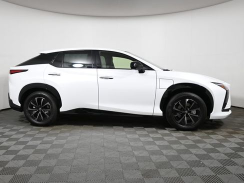 New 2026 Lexus RZ 450e AWD w/ Technology Package image 8