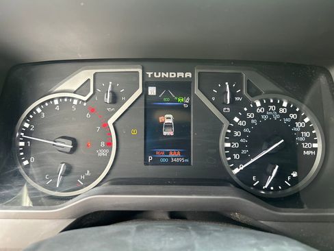 Used 2023 Toyota Tundra Limited w/ Power Package AWD/4WD image 16