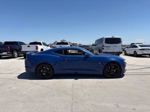 Used 2019 Chevrolet Camaro SS RWD image 3