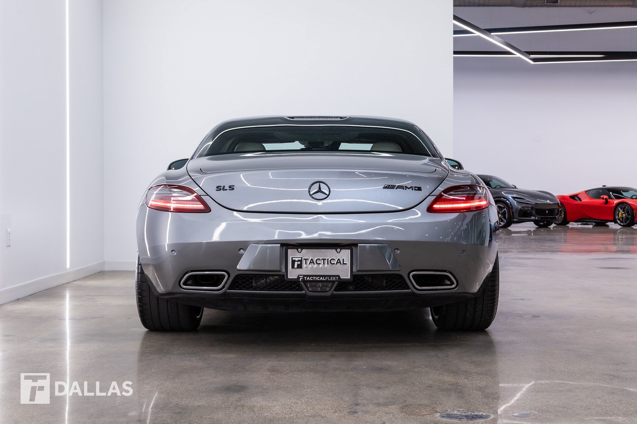 Used 2012 Mercedes-Benz SLS AMG Coupe image 12