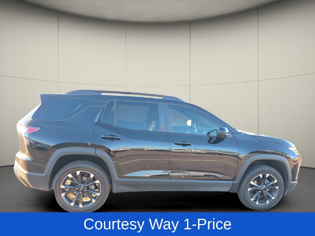 Used 2025 Chevrolet Equinox RS w/ Safety and Technology Package FWD image 11