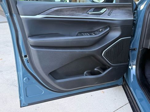 New 2026 Jeep Grand Cherokee L Limited RWD image 27