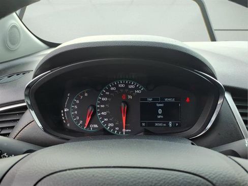 Certified 2021 Chevrolet Trax LT w/ LT Convenience Package image 19