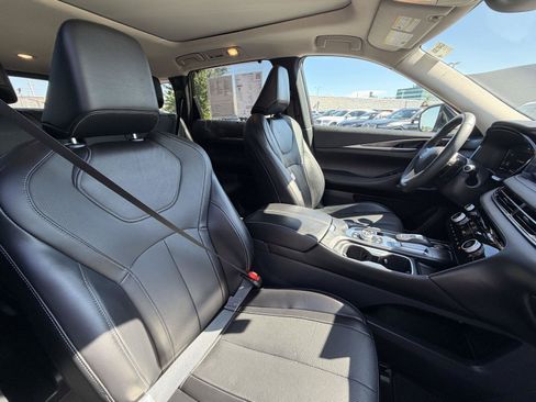 Used 2023 INFINITI QX60 Luxe w/ Cargo Package AWD/4WD image 12