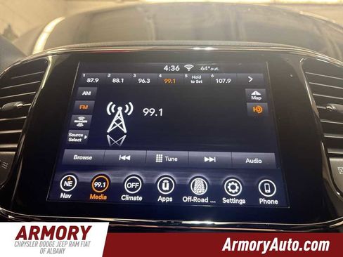 Used 2020 Jeep Grand Cherokee Laredo w/ 18" Wheel & 8.4" Radio Group image 16