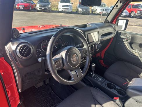 Used 2013 Jeep Wrangler Sport image 10