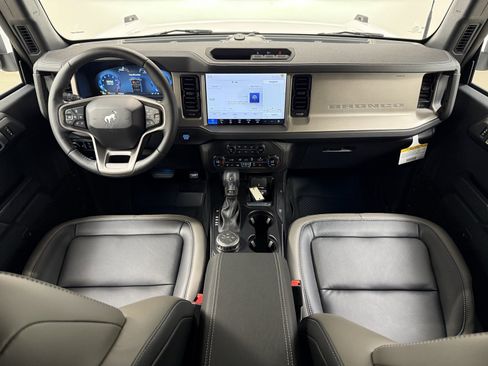 New 2025 Ford Bronco Outer Banks image 21