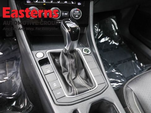 Used 2024 Volkswagen Jetta SE image 13