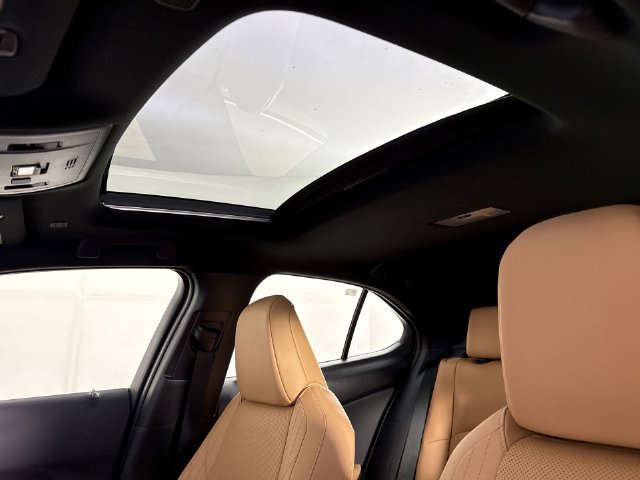 Certified 2026 Lexus UX 300h AWD w/ Accessory Package (Z1) image 18