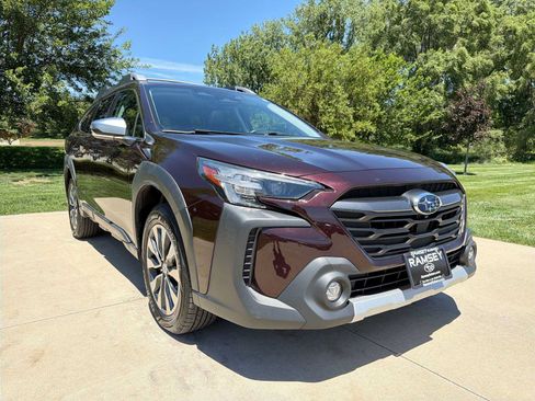 Certified 2024 Subaru Outback Touring AWD/4WD image 8