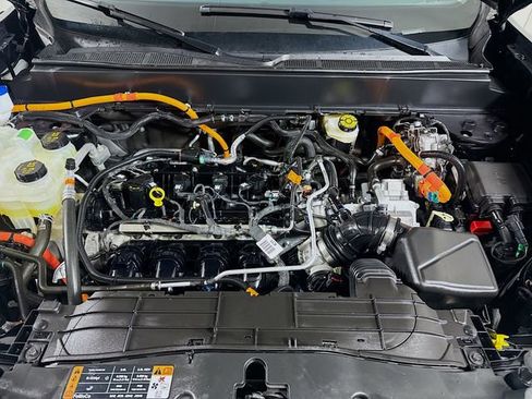 Used 2024 Ford Maverick XL FWD image 29