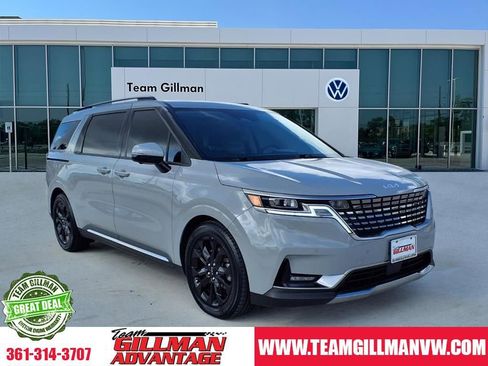 Used 2024 Kia Carnival SX Prestige image 1