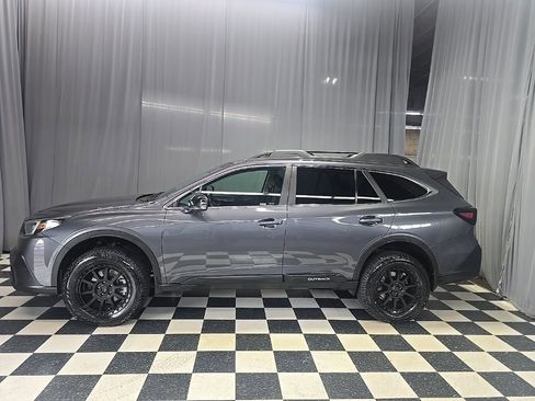 Used 2021 Subaru Outback Onyx Edition XT AWD/4WD image 18