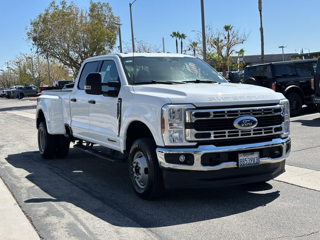 Used 2024 Ford F350 XLT AWD/4WD image 10