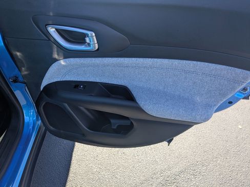 Certified 2025 Jeep Compass Latitude image 29