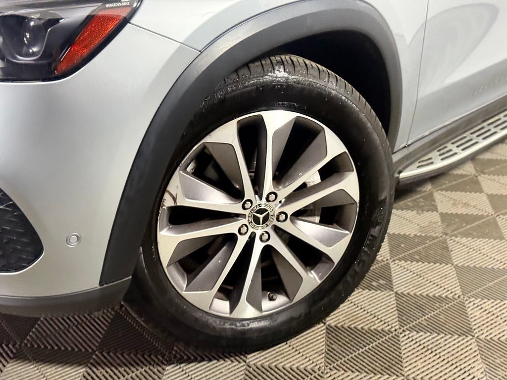 Used 2022 Mercedes-Benz GLE 350 4MATIC image 2