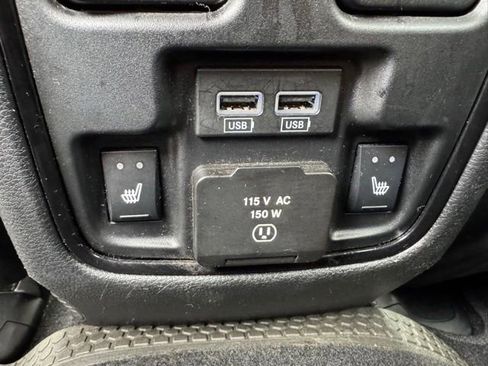 Used 2021 Dodge Durango R/T w/ Blacktop Package RWD image 27