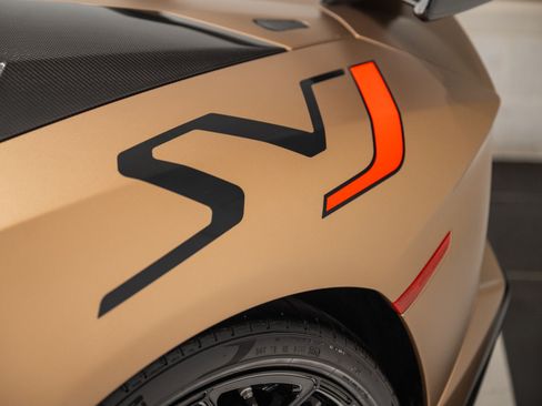 Used 2021 Lamborghini Aventador SVJ AWD/4WD image 24
