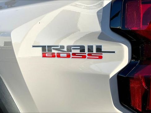 New 2026 Chevrolet Colorado Trail Boss image 11
