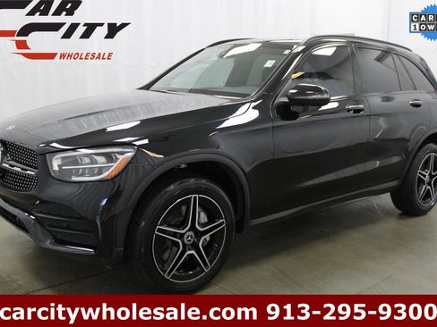 Used 2022 Mercedes-Benz GLC 300 4MATIC image 1