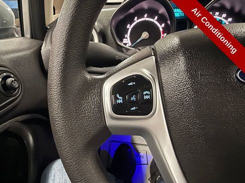 Used 2017 Ford Fiesta SE FWD image 18