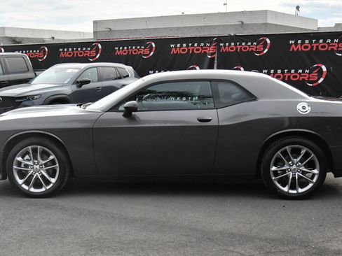 Used 2023 Dodge Challenger GT image 4