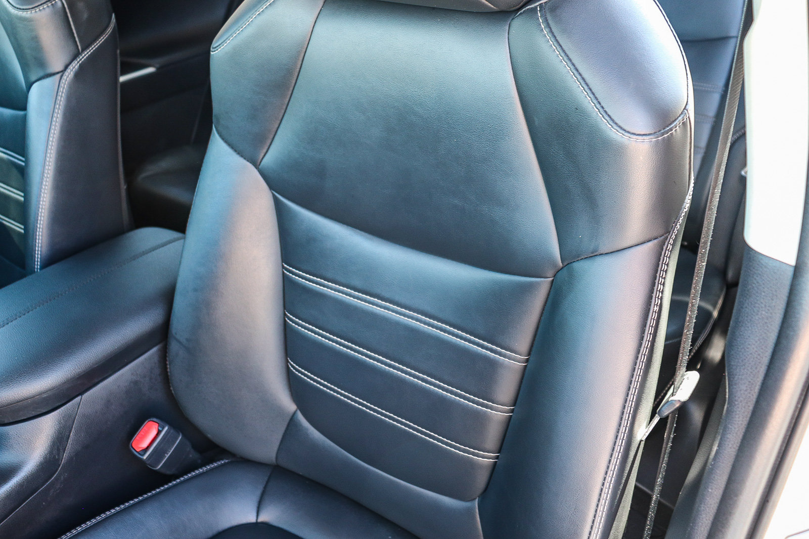 Certified 2020 Toyota RAV4 Limited w/ Carpet Mat Package FWD image 25
