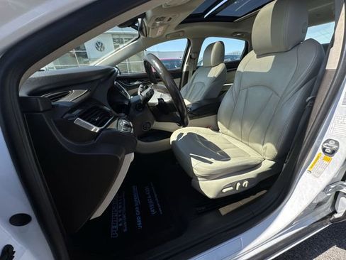 Used 2018 Buick LaCrosse Essence w/ Sun and Shade Package FWD image 20