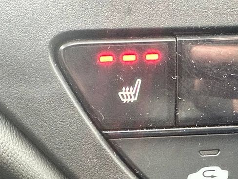 Used 2025 Honda Accord SE image 12