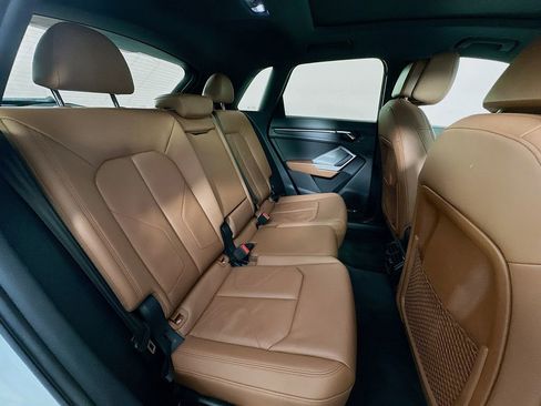 Used 2020 Audi Q3 2.0T Premium w/ Convenience Package image 27