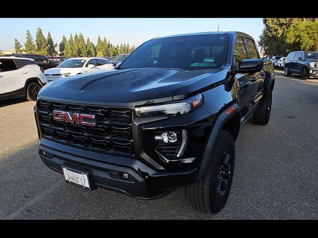 Used 2024 GMC Canyon Elevation w/ Elevation Premium Package AWD/4WD image 1