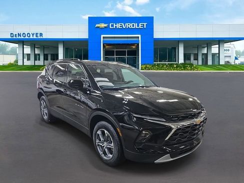 New 2026 Chevrolet Blazer LT w/ Convenience Package image 4