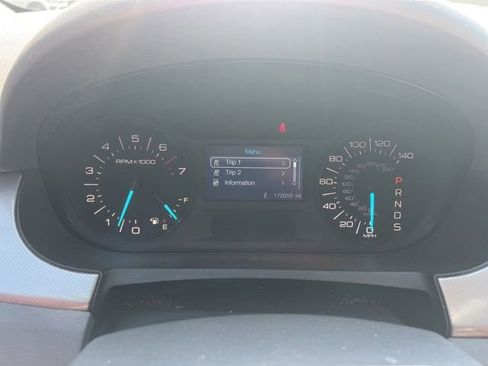 Used 2013 Ford Edge SEL FWD image 16