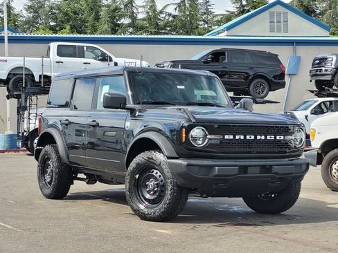 New 2026 Ford Bronco Big Bend AWD/4WD image 1