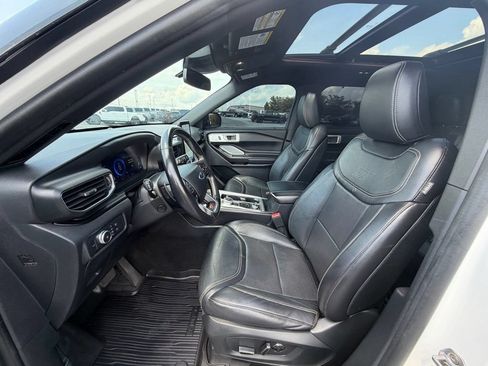 Used 2020 Ford Explorer ST w/ ST Street Pack AWD/4WD image 2