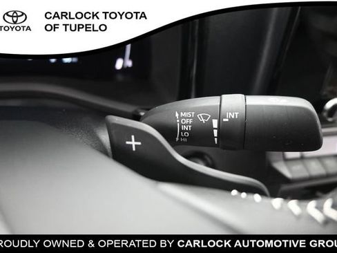 Used 2025 Toyota Camry SE FWD image 32