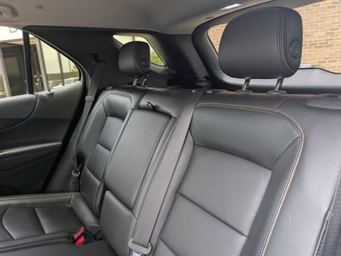 Used 2019 Chevrolet Equinox Premier FWD image 18