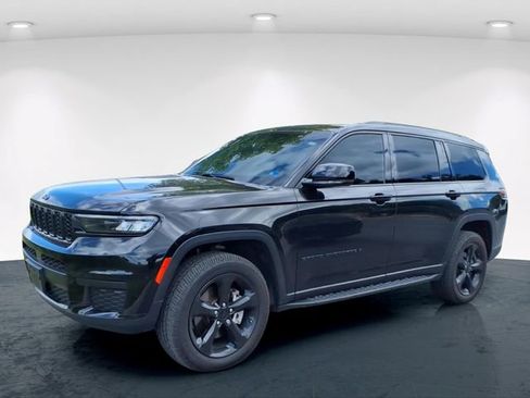 Used 2021 Jeep Grand Cherokee L Laredo AWD/4WD image 2
