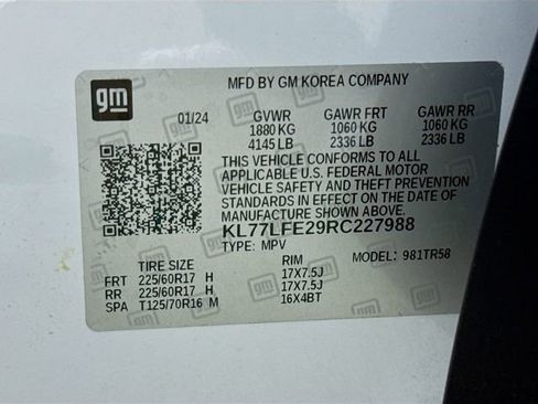 Used 2024 Chevrolet Trax LS w/ LS Convenience Package FWD image 31